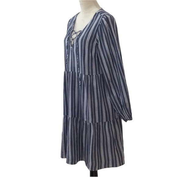 Old Navy Striped Tiered Long Sleeve Dress  Size M - Picture 3 of 7